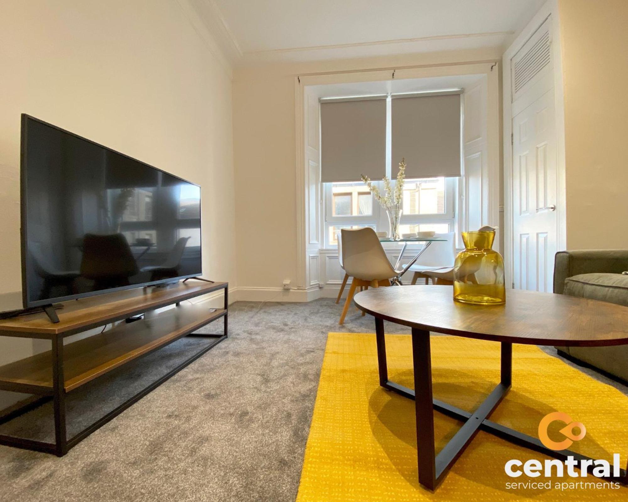 Central Serviced Apartments: Modern, Quiet Stay with Wi-Fi & Extended Options Dundee Exterior photo
